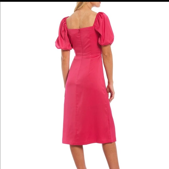 NWT Sachin & Babi
Blake Square Neck Short Puff Sleeve Charmeuse Dress - Picture 2 of 4